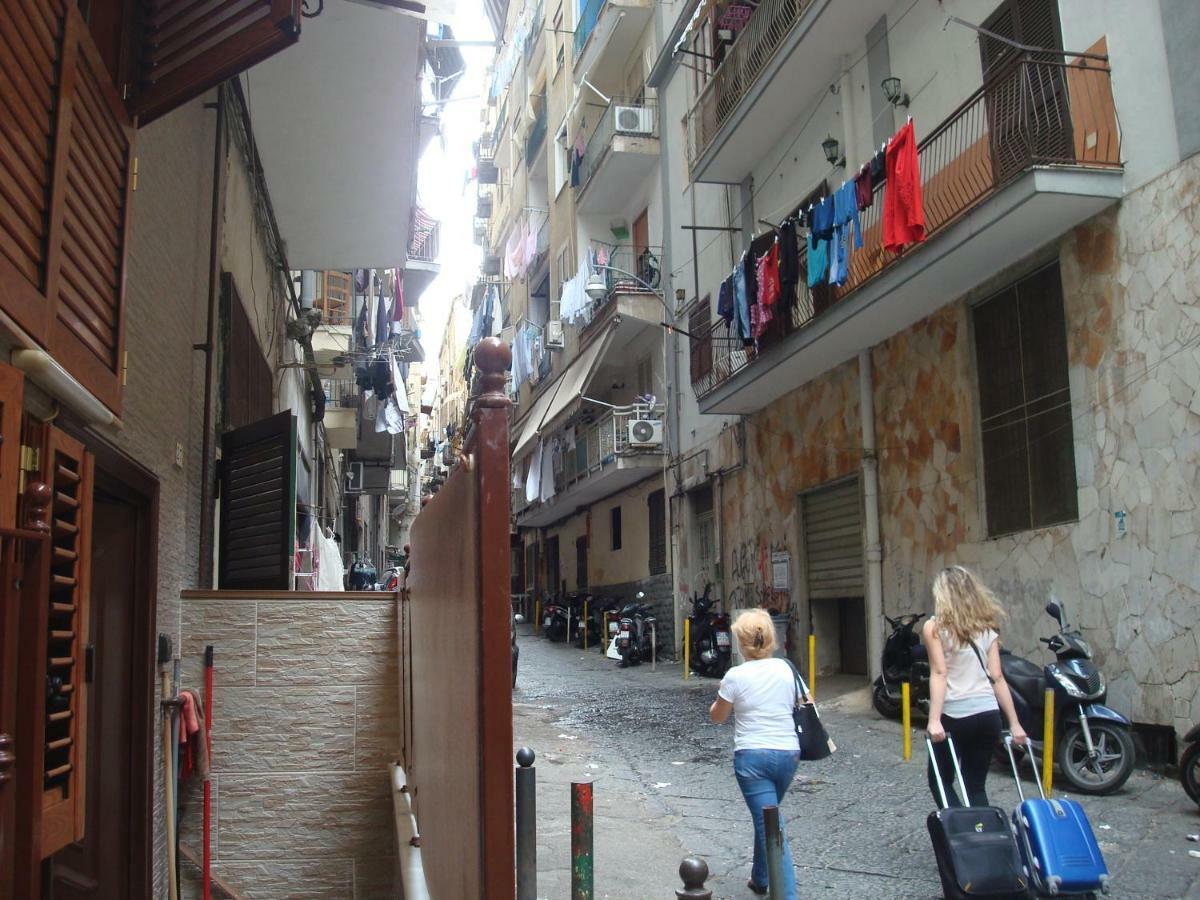 Tasor Historic Center Apartment Naples Exterior photo